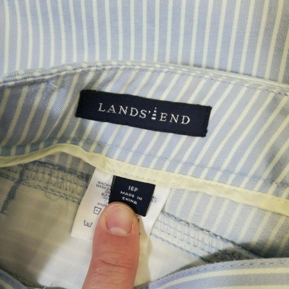Women's Size 16P petite Lands' End Cropped Pants Capris blue white striped new - Picture 3 of 7